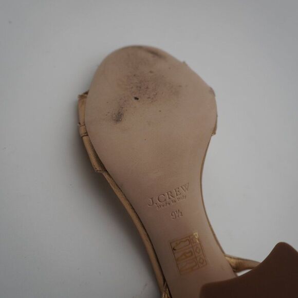 J. Crew Stylish Leather Metallic Gold Sandals with Ruffle Details. Size 9.5. - Picture 8 of 8